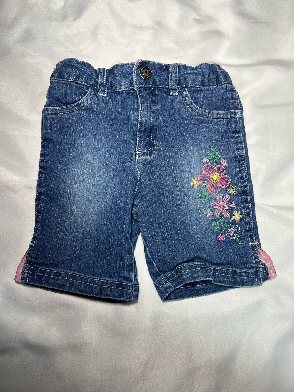 Vintage Arizona Jean Co Girls 2T Bermuda Shorts Denim Floral Embroidered